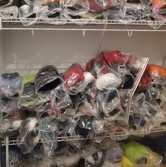 100% Real Red Fox Fur Slides In-stock Fast Shipping - Picture 4 of 4